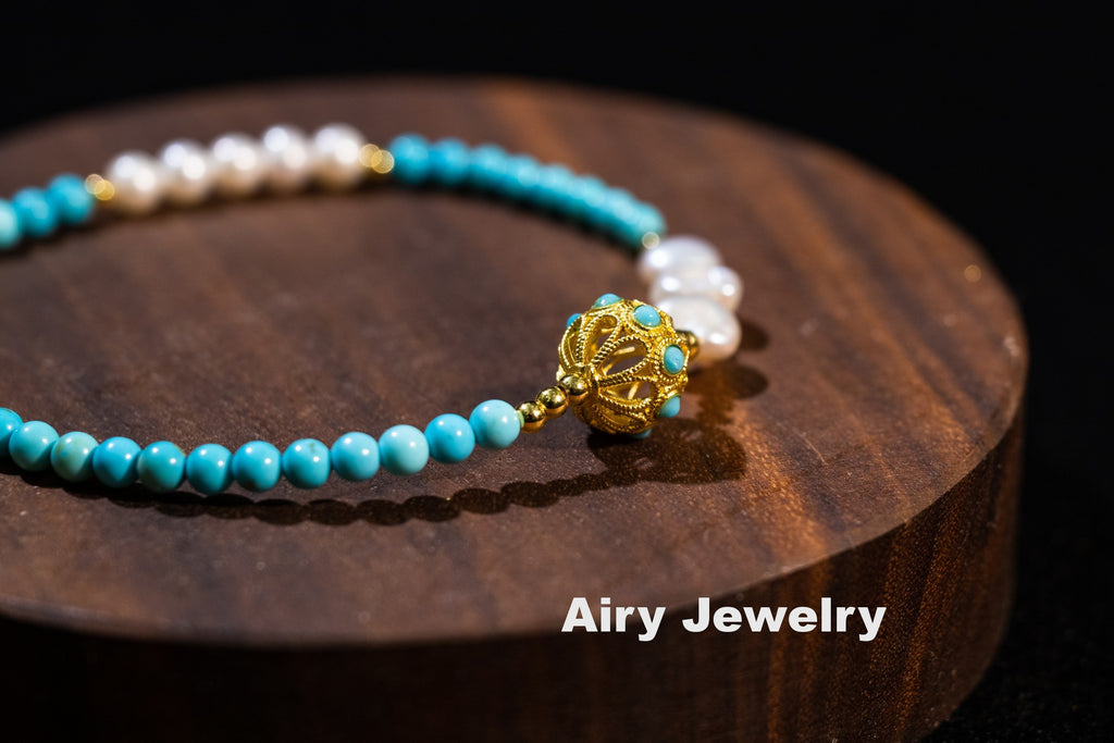 Natural magnesite pearl bracelet